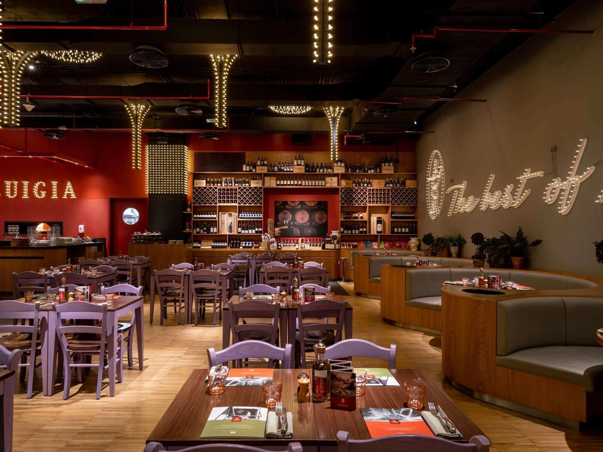 Rixos Premium Dubai Jbr Hotel Exterior photo Interior of a typical Italian restaurant